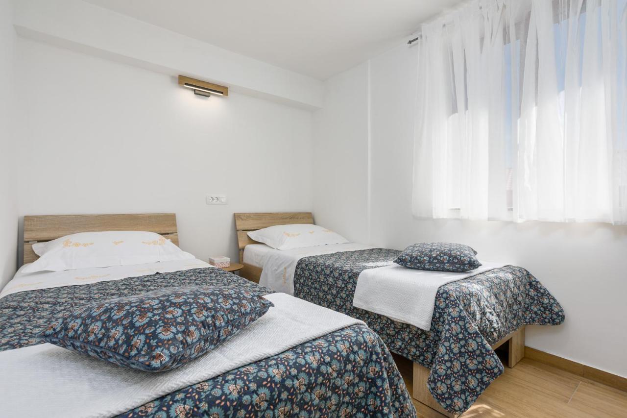 Apartament U Centru Blizu Plaze Nijvice