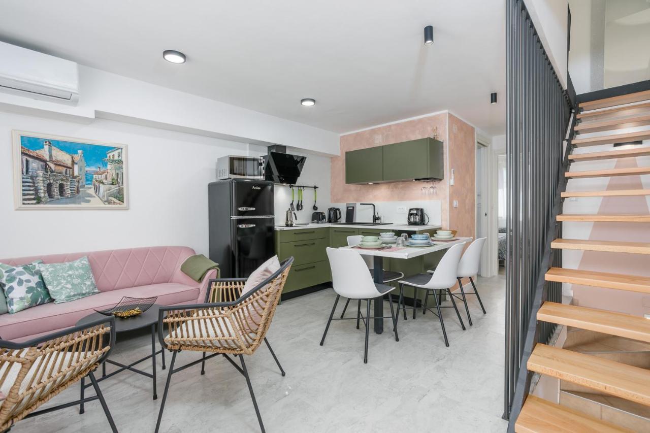 U Centru Blizu Plaze Apartament *